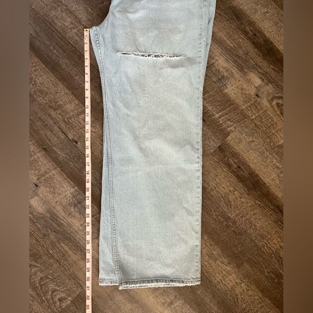Abercrombie & Fitch High Rise 90s Relaxed Jean- Size 37/24 - Picture 8 of 8